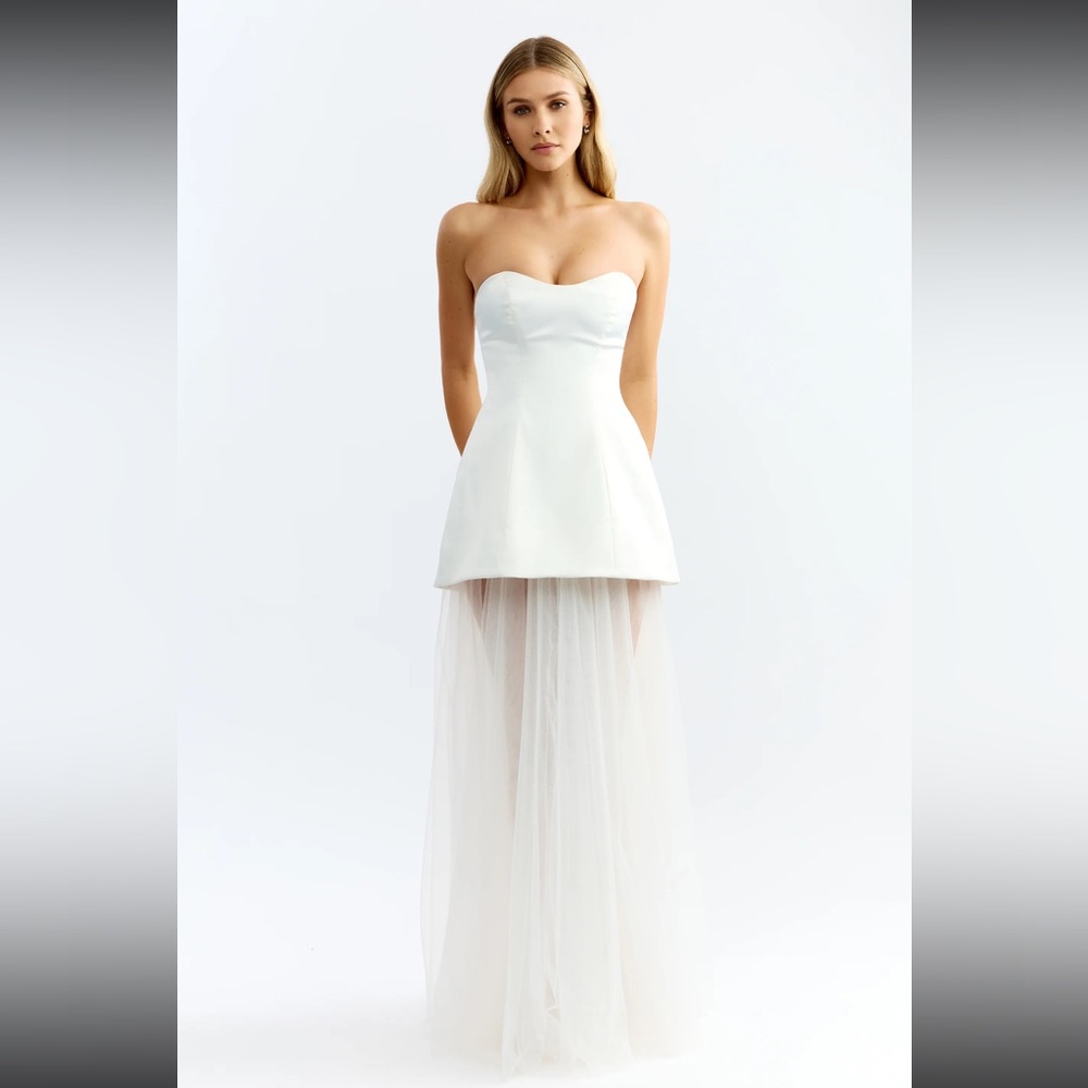 Studio Lexi White drop waist strapless tulle dress